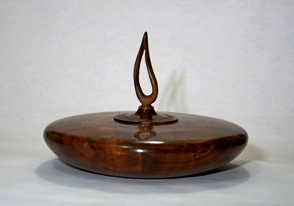 Walnut hollow form